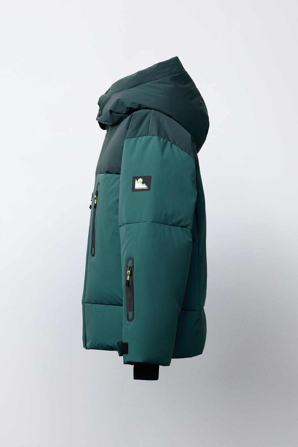 DOWN AND FEATHER PUFFER JACKET WITH REMOVABLE HOODIE, WATER-RESISTANT AND WINDPROOF COLOUR BLOCK RECCO® SYSTEM SKI COLLECTION