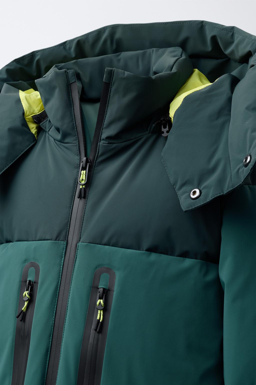 DOWN AND FEATHER PUFFER JACKET WITH REMOVABLE HOODIE, WATER-RESISTANT AND WINDPROOF COLOUR BLOCK RECCO® SYSTEM SKI COLLECTION