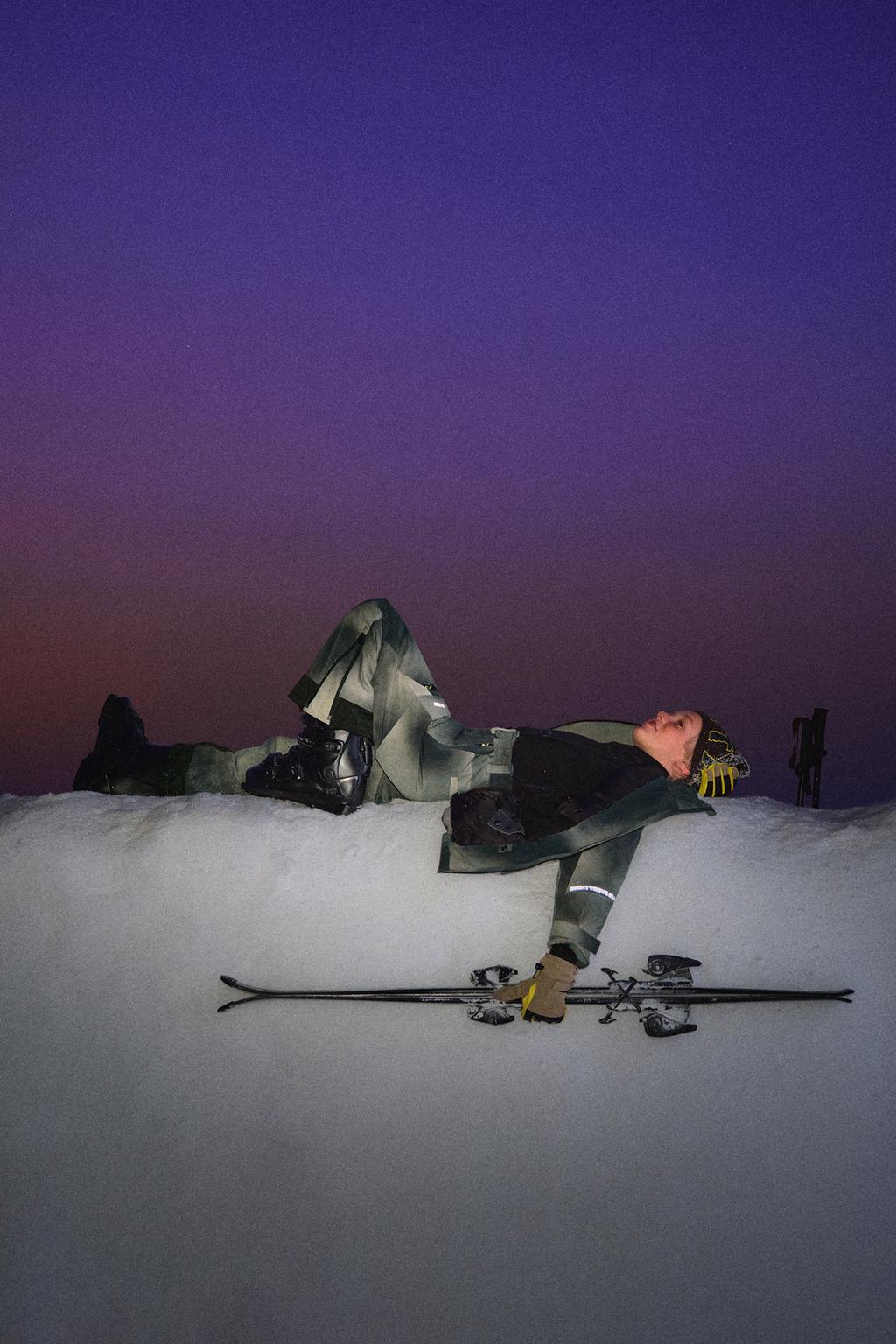 КУРТКА С КАПЮШОНОМ TIE DYE WATER RESISTANT И WINDPROOF RECCO® SYSTEM SKI COLLECTION