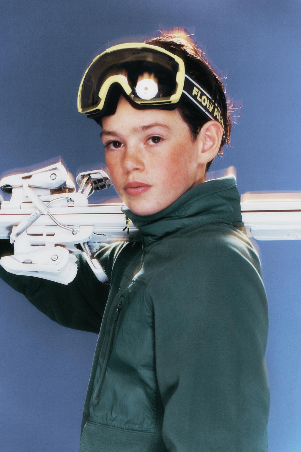 ТЕХНИЧЕСКАЯ ФЛИСОВАЯ КУРТКА POLARTEC ®