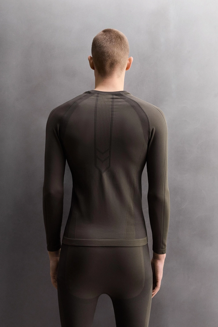 КОМПРЕССИОННАЯ ФУТБОЛКА-ТЕРМОБЕЛЬЕ ДЛЯ ЛЫЖНОГО СПОРТА