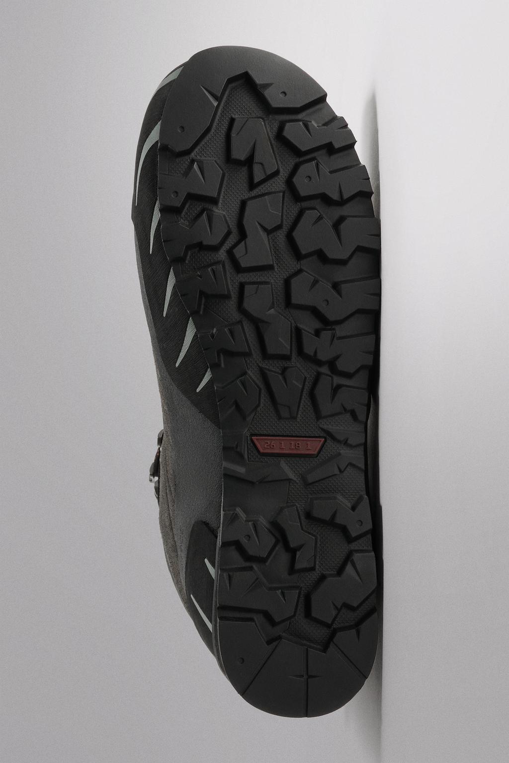 ВОДОНЕПРОНИЦАЕМЫЕ ГОРНЫЕ БОТИНКИ RECCO®