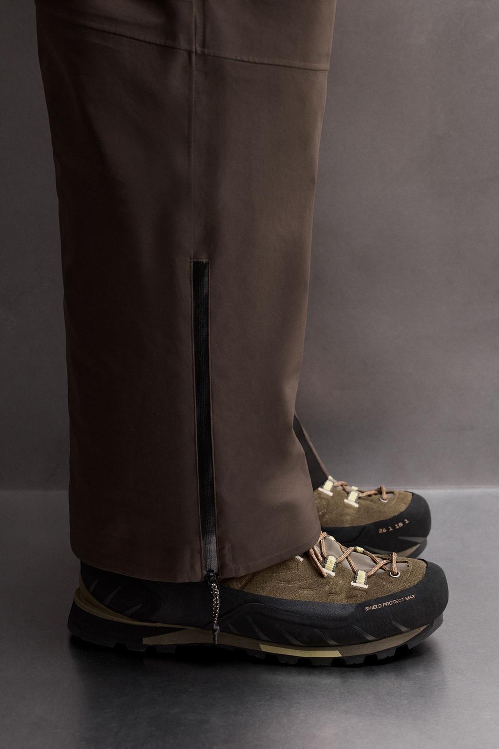 ВОДОНЕПРОНИЦАЕМЫЕ КРОССОВКИ ДЛЯ ТРЕККИНГА RECCO®