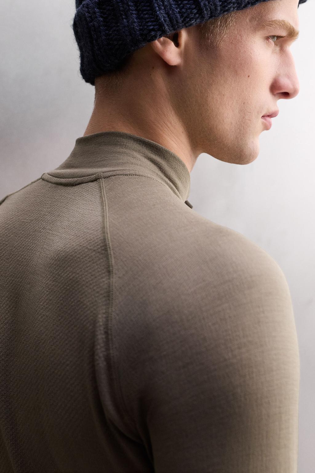 КОМПРЕССИОННАЯ ФУТБОЛКА ДЛЯ КАТАНИЯ НА ЛЫЖАХ С ВОРОТНИКОМ НА МОЛНИИ