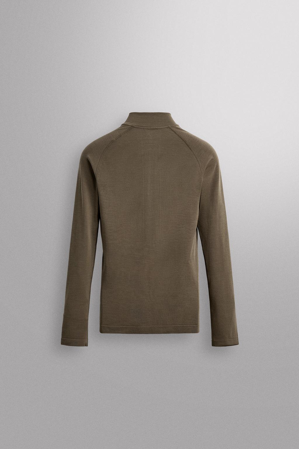 КОМПРЕССИОННАЯ ФУТБОЛКА ДЛЯ КАТАНИЯ НА ЛЫЖАХ С ВОРОТНИКОМ НА МОЛНИИ