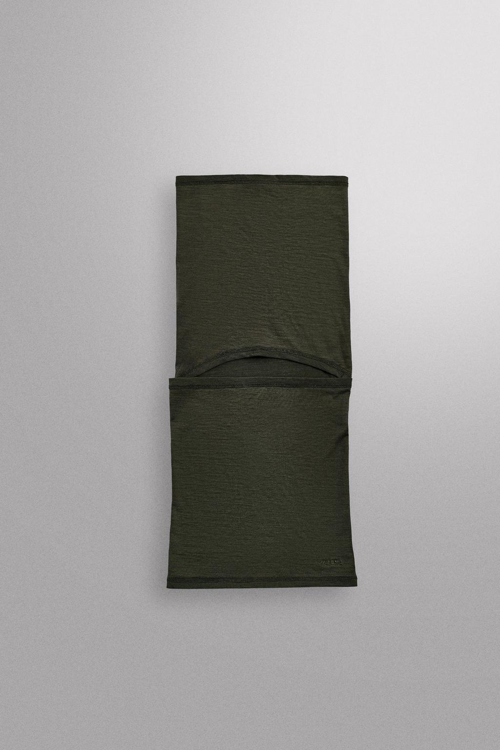 БАЛАКЛАВА ИЗ СМЕСОВОЙ ШЕРСТИ