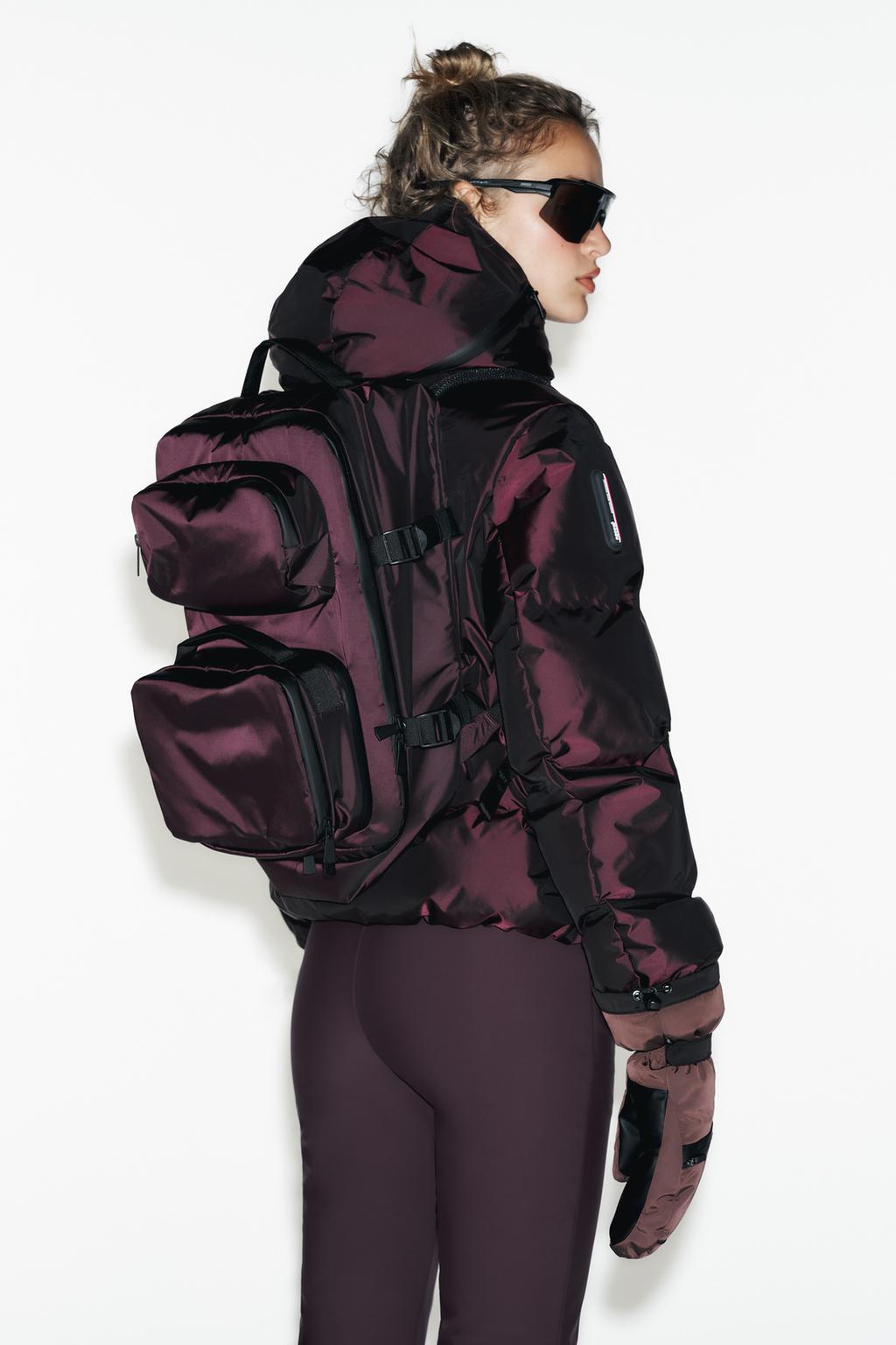 РЮКЗАК-СУМКА С ОТСТЕГИВАЮЩИМСЯ КАРМАНОМ. ЛЫЖНАЯ КОЛЛЕКЦИЯ