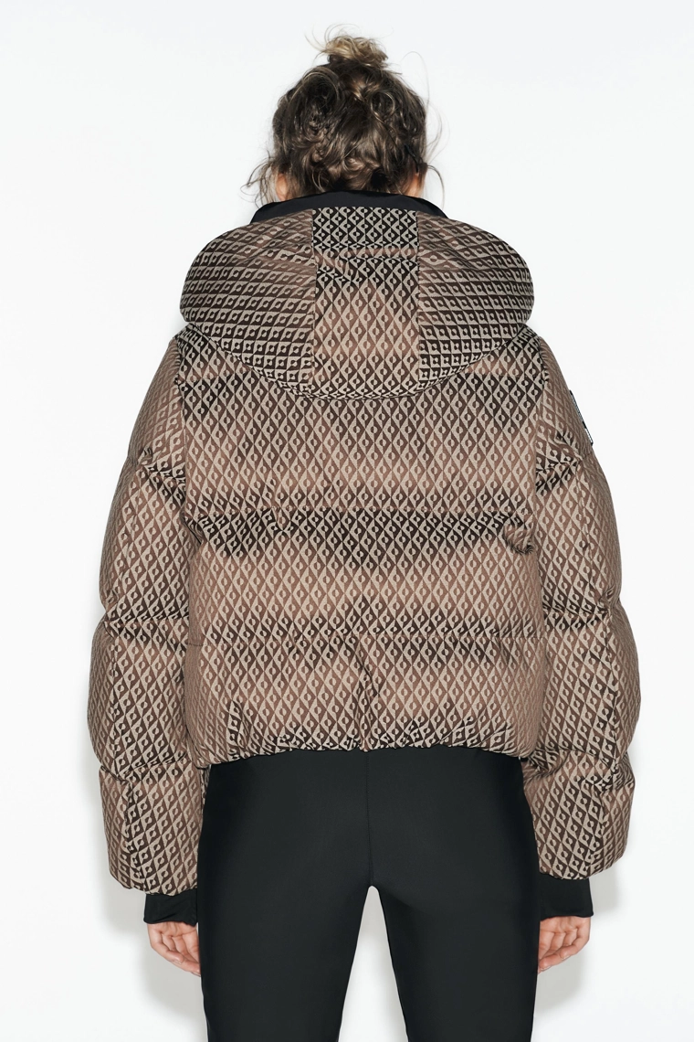 ПУХОВИК ВОДОСТОЙКИЙ И ВЕТРОЗАЩИТНЫЙ С ТЕХНОЛОГИЕЙ RECCO® — SKI COLLECTION