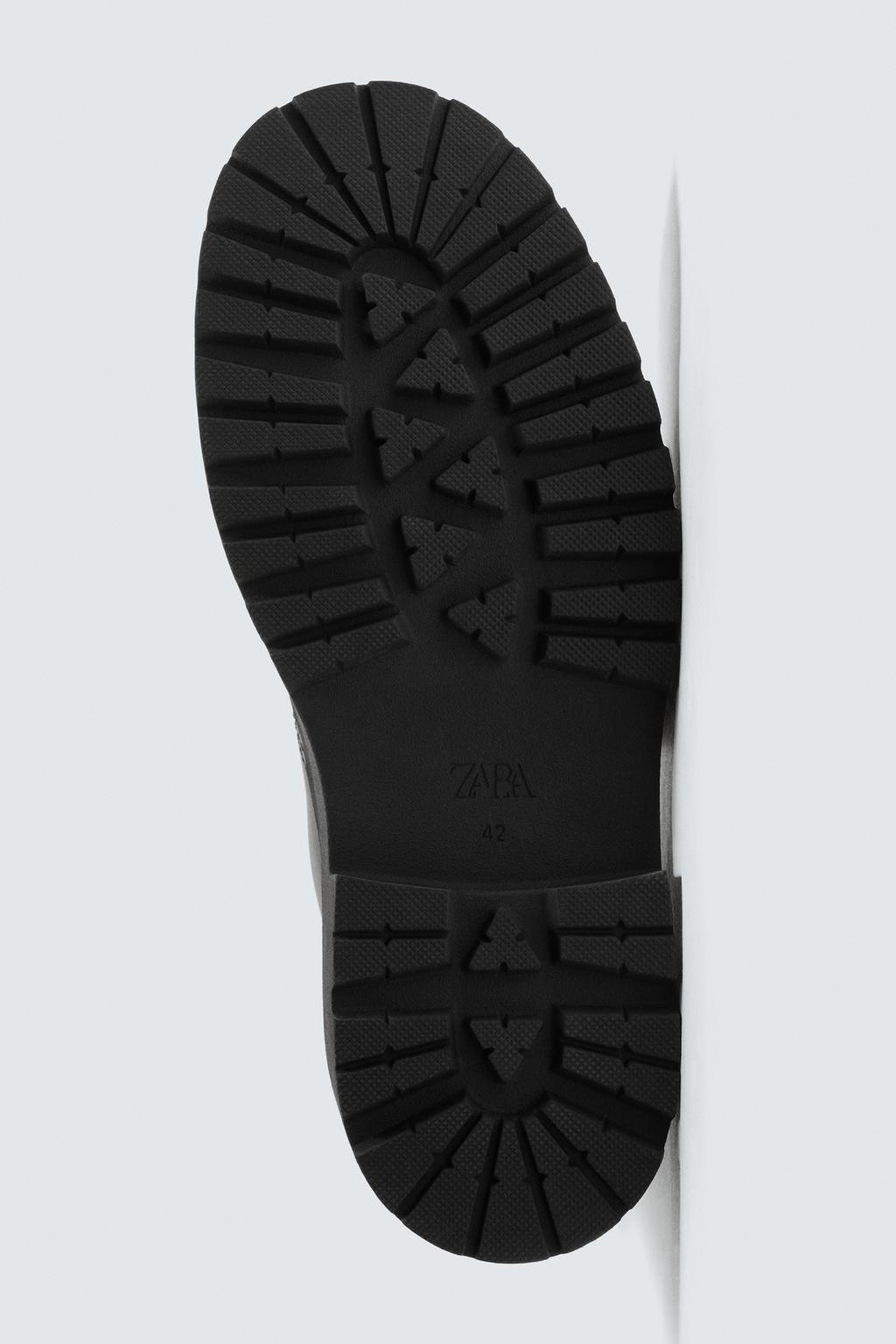 БОТИНКИ СО ШНУРОВКОЙ НА ОБЪЕМНОЙ ПОДОШВЕ