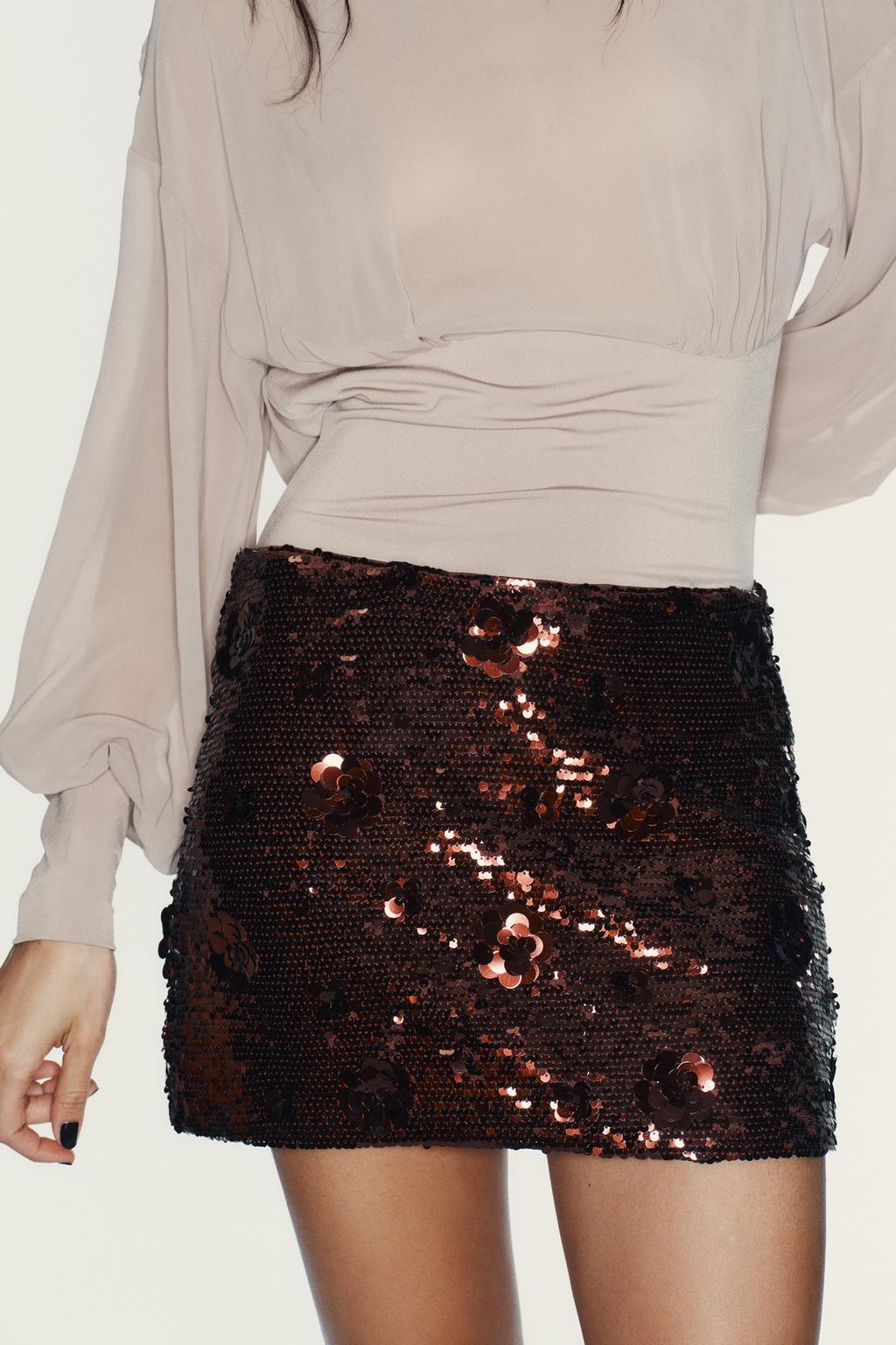 МИНИ-ЮБКА С ПАЙЕТКАМИ
