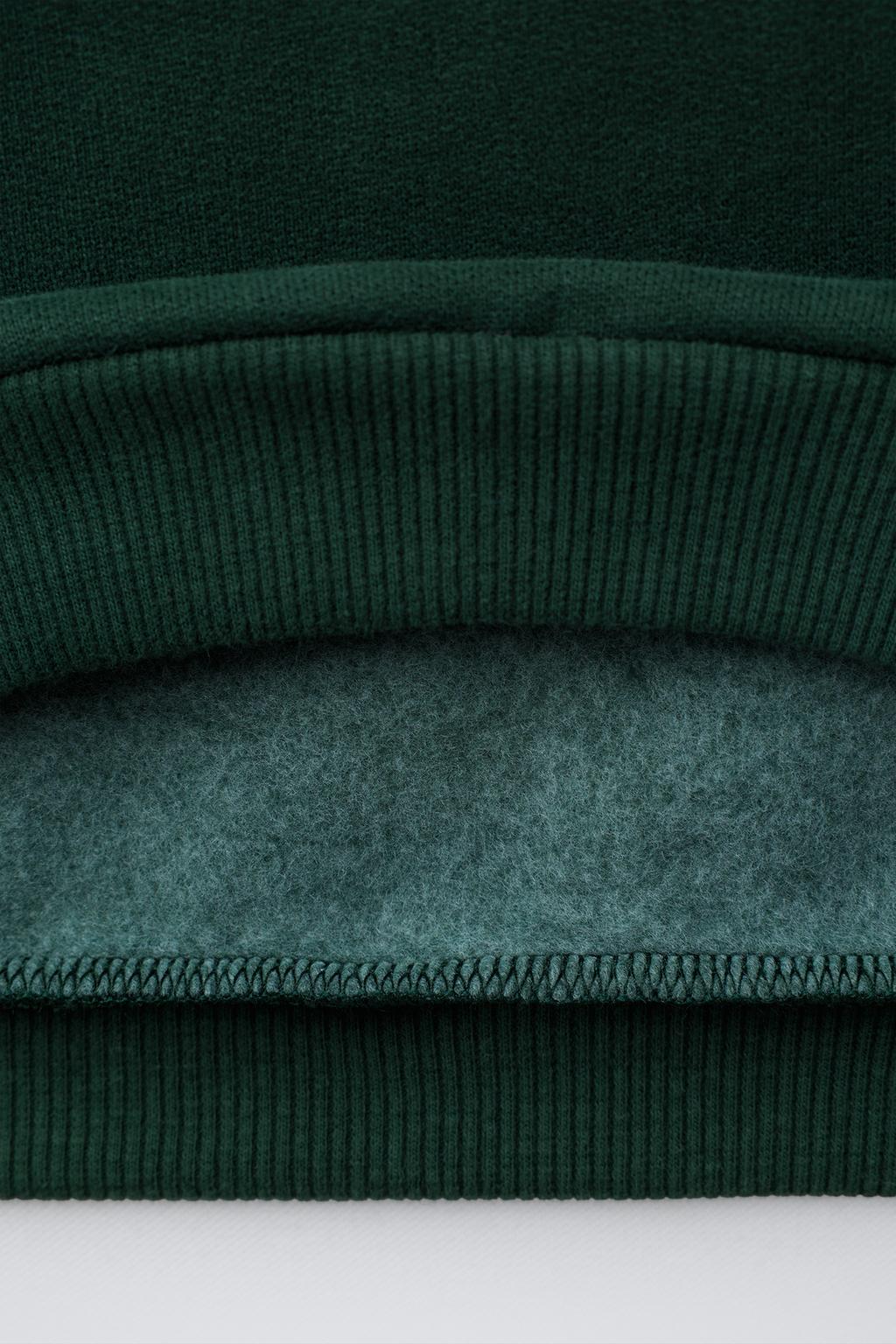 ТОЛСТОВКА С КОНТРАСТНЫМИ МЕДВЕДЯМИ