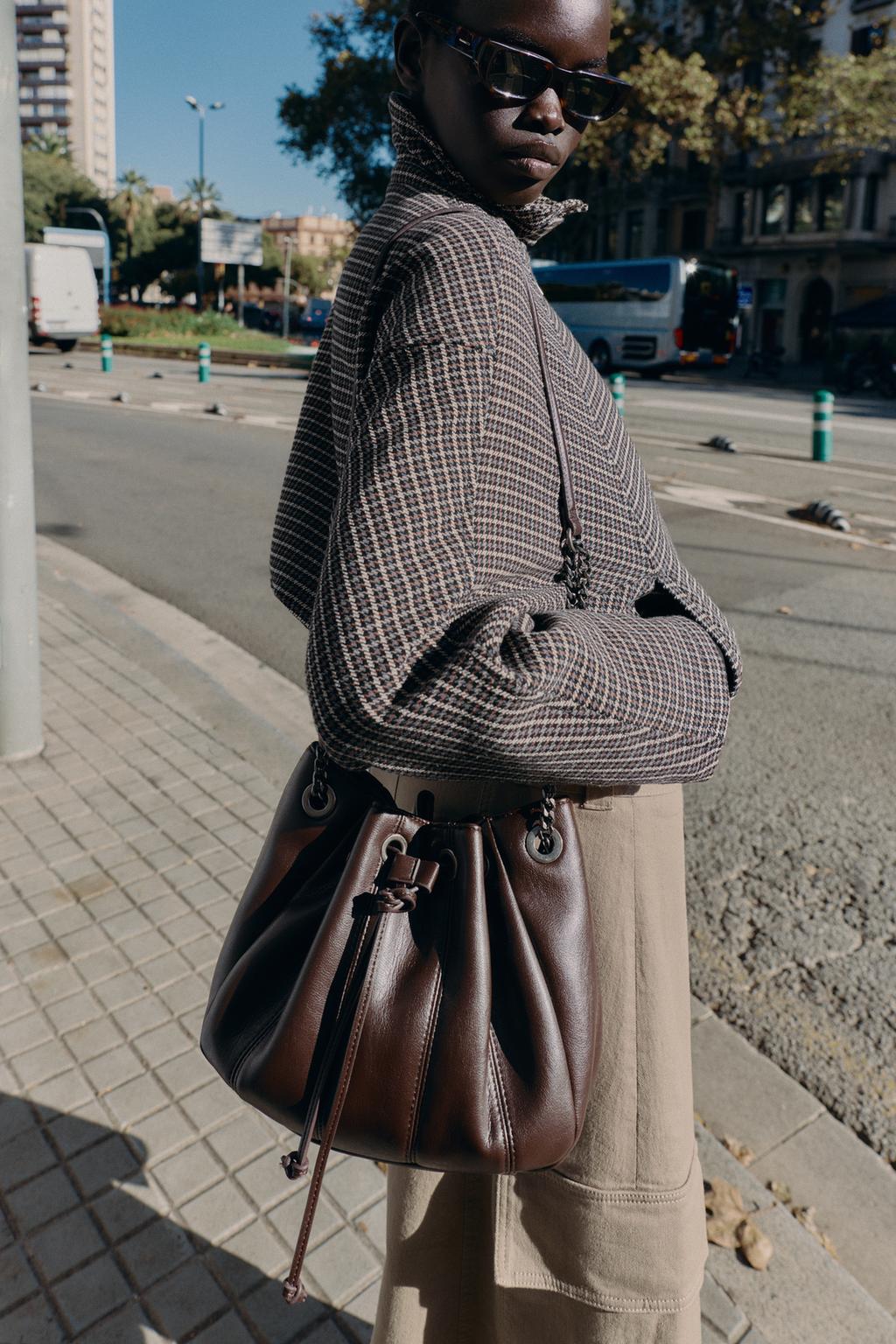 СУМКА-МЕШОК СО СБОРКОЙ И ЦЕПОЧКОЙ