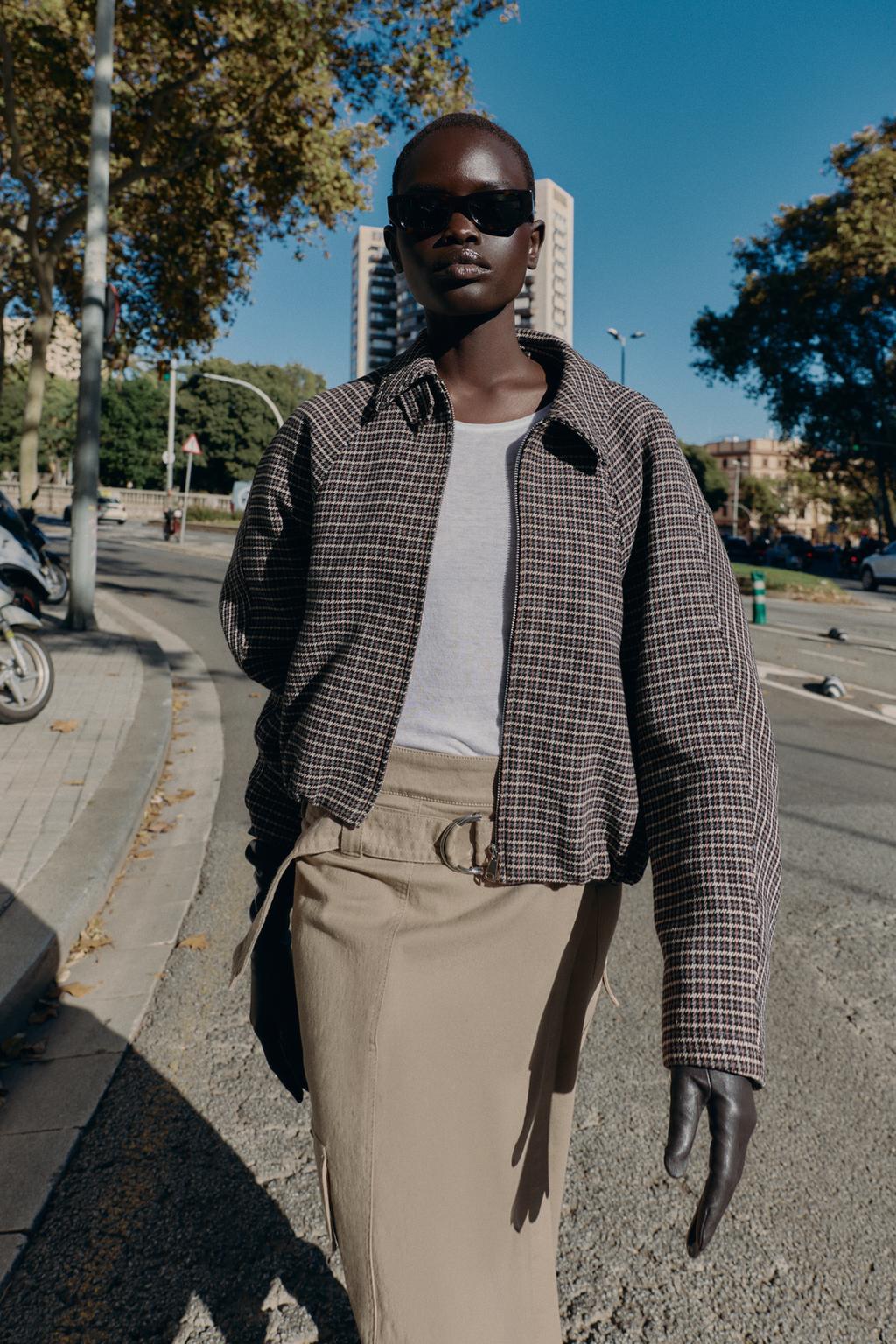 УТЕПЛЕННЫЙ БОМБЕР С УЗОРОМ «ГУСИНАЯ ЛАПКА»