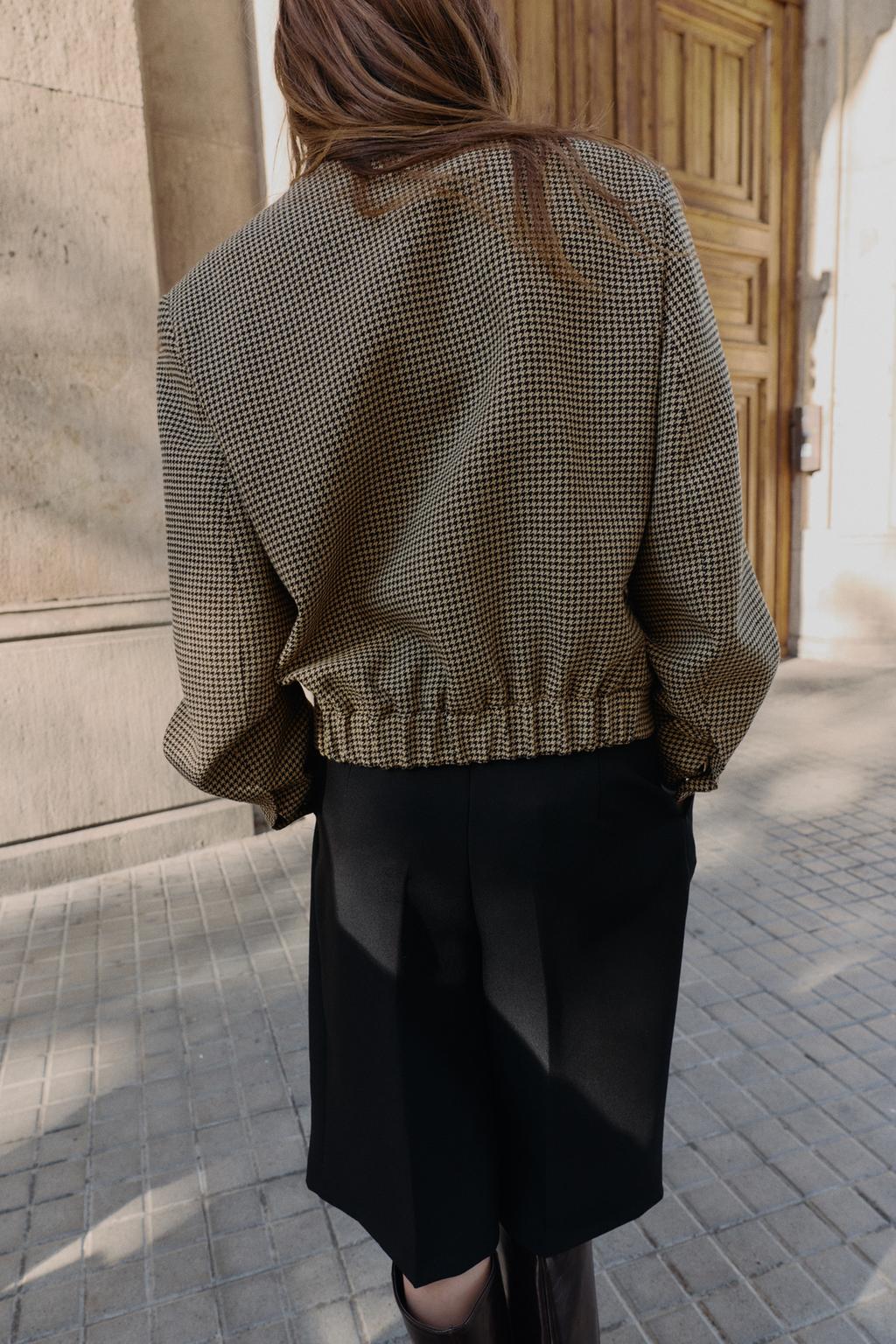 БОМБЕР В ГУСИНУЮ ЛАПКУ С ПОДПЛЕЧНИКАМИ