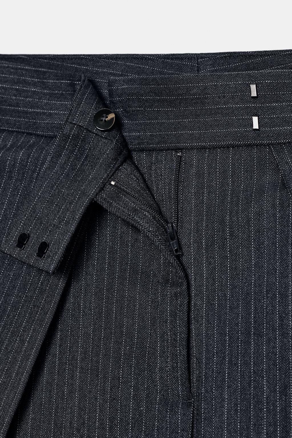 БРЮКИ С ЗАЩИПАМИ В ПОЛОСКУ — ZW COLLECTION