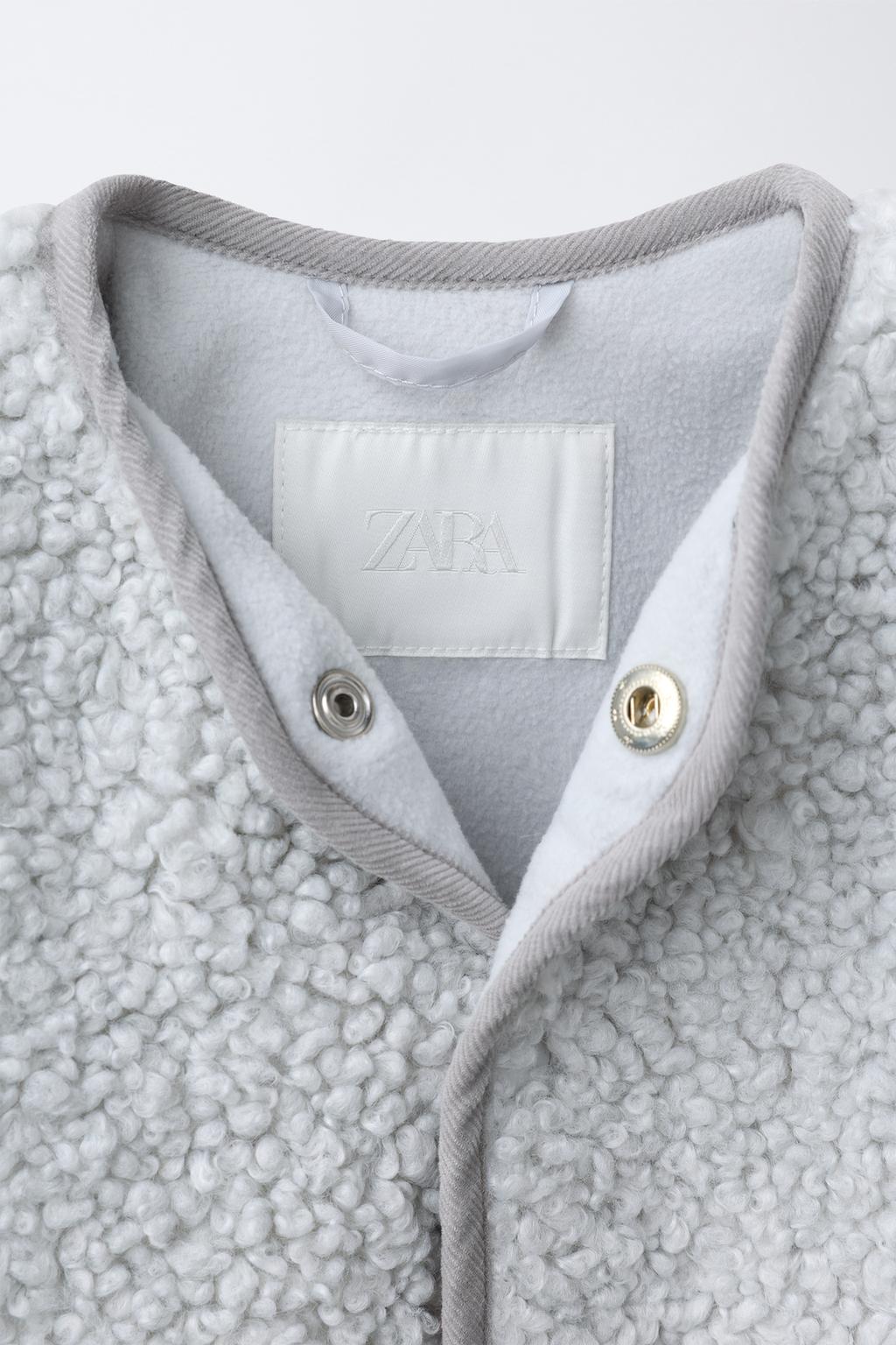 КУРТКА ИЗ ИСКУССТВЕННОЙ ОВЧИНЫ С ФЛИСОВОЙ ПОДКЛАДКОЙ