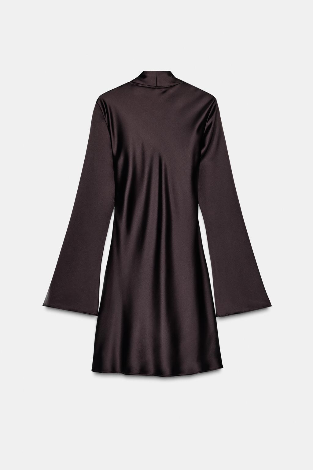 АТЛАСНОЕ ПЛАТЬЕ С ШАРФОМ