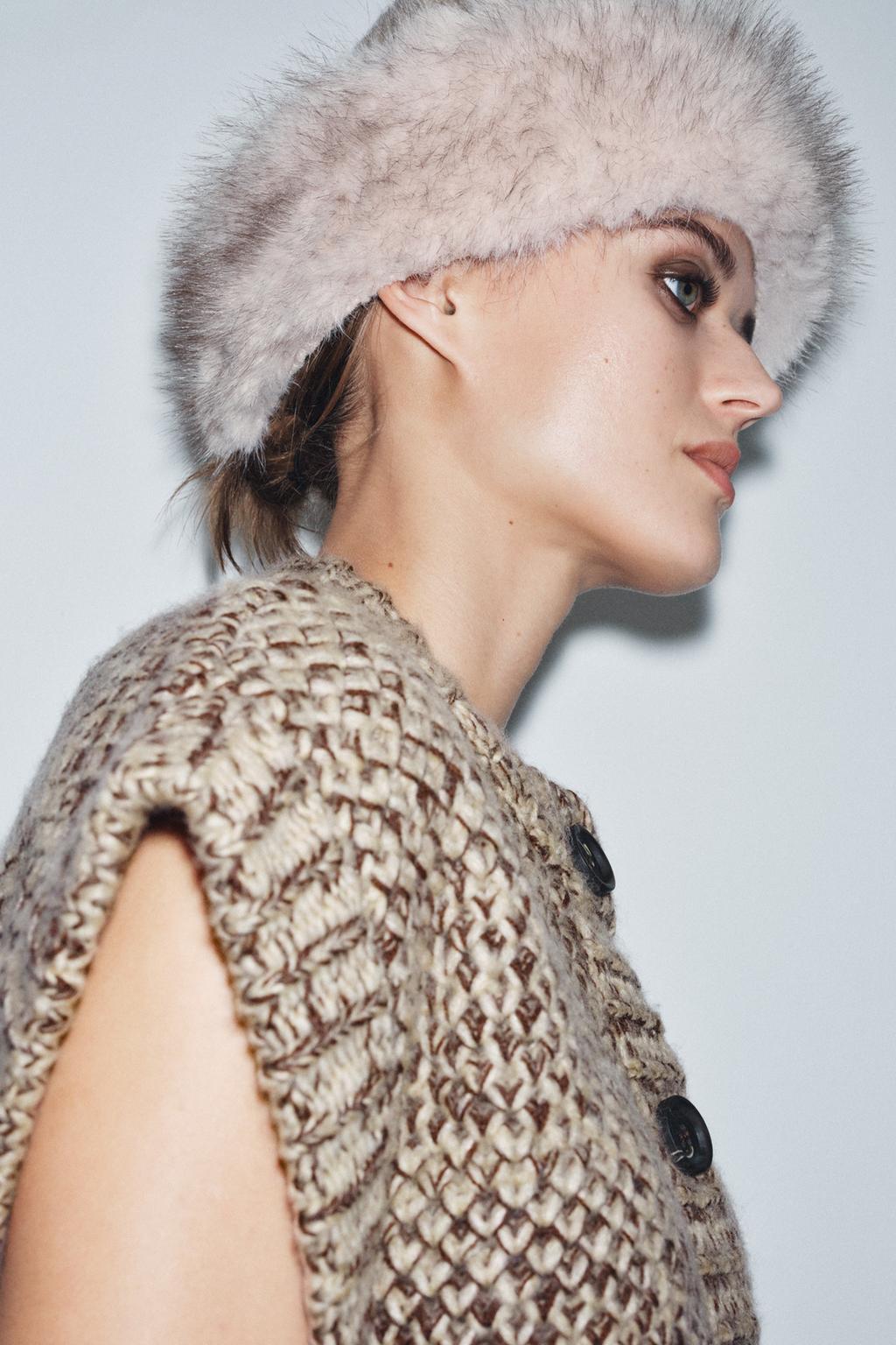 ШАПКА БИНИ ИЗ ТРИКОТАЖА С ЭФФЕКТОМ МЕХА