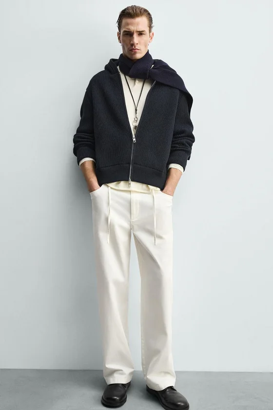 СТРУЯЩИЕСЯ БРЮКИ RELAXED FIT