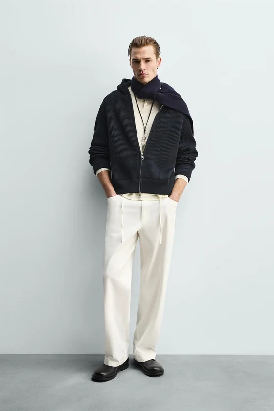 СТРУЯЩИЕСЯ БРЮКИ RELAXED FIT