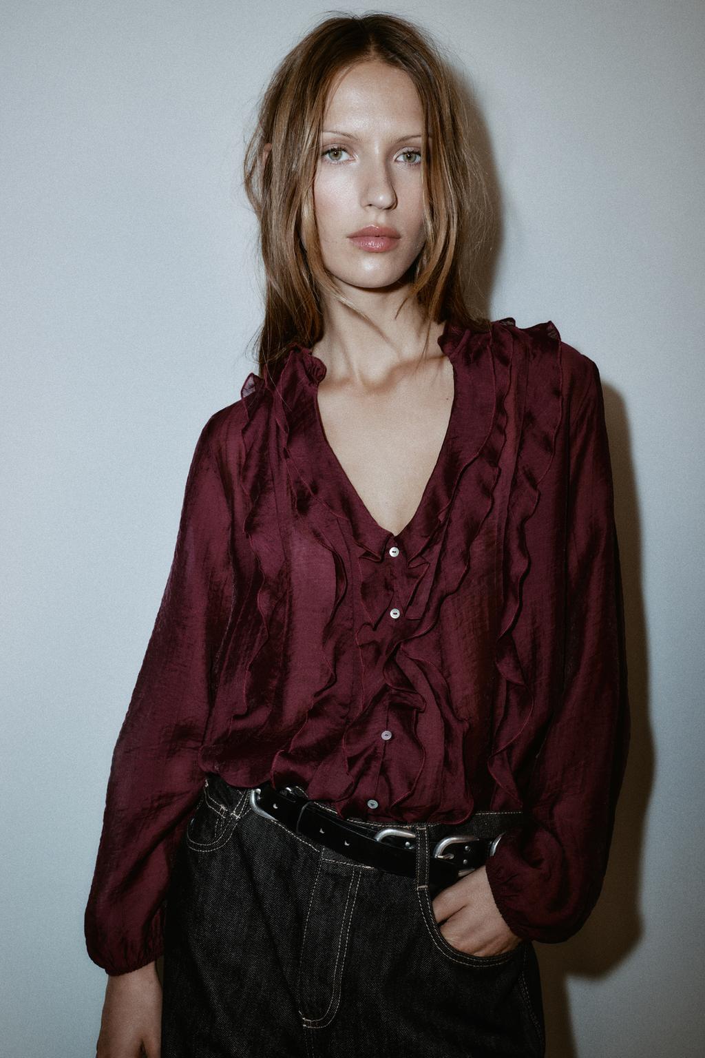 БЛУЗА С ВОЛАНАМИ