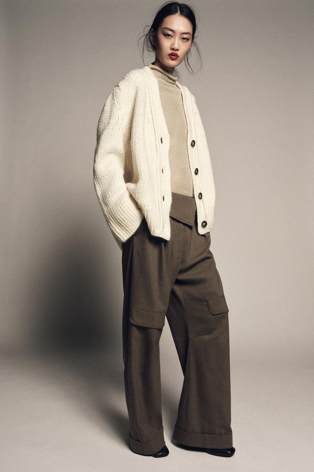 КАРДИГАН ИЗ 100% ШЕРСТИ С V-ОБРАЗНЫМ ВЫРЕЗОМ