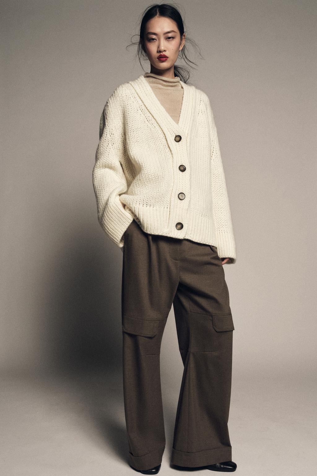 КАРДИГАН ИЗ 100% ШЕРСТИ С V-ОБРАЗНЫМ ВЫРЕЗОМ