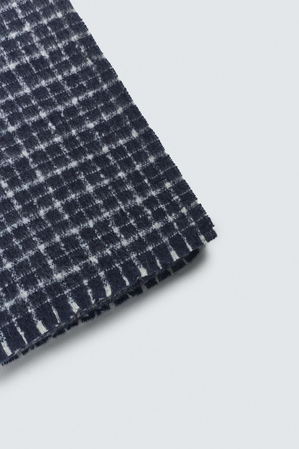 ШАРФ С НАЧЕСОМ В КЛЕТКУ