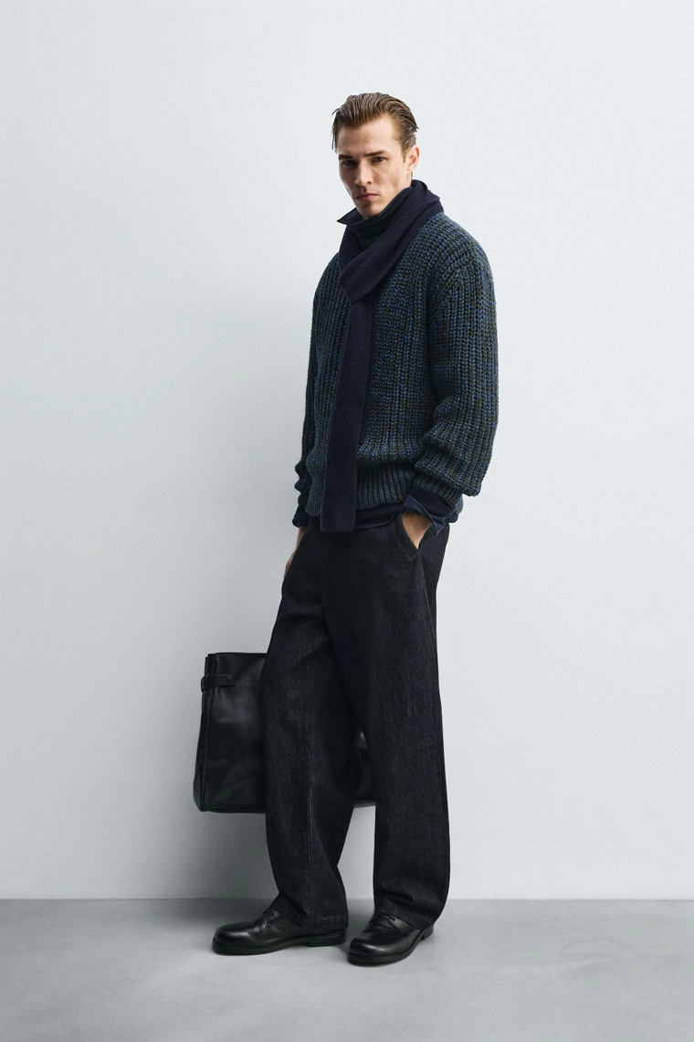 ОБЪЕМНЫЙ СВИТЕР ИЗ РЕЛЬЕФНОЙ ТКАНИ