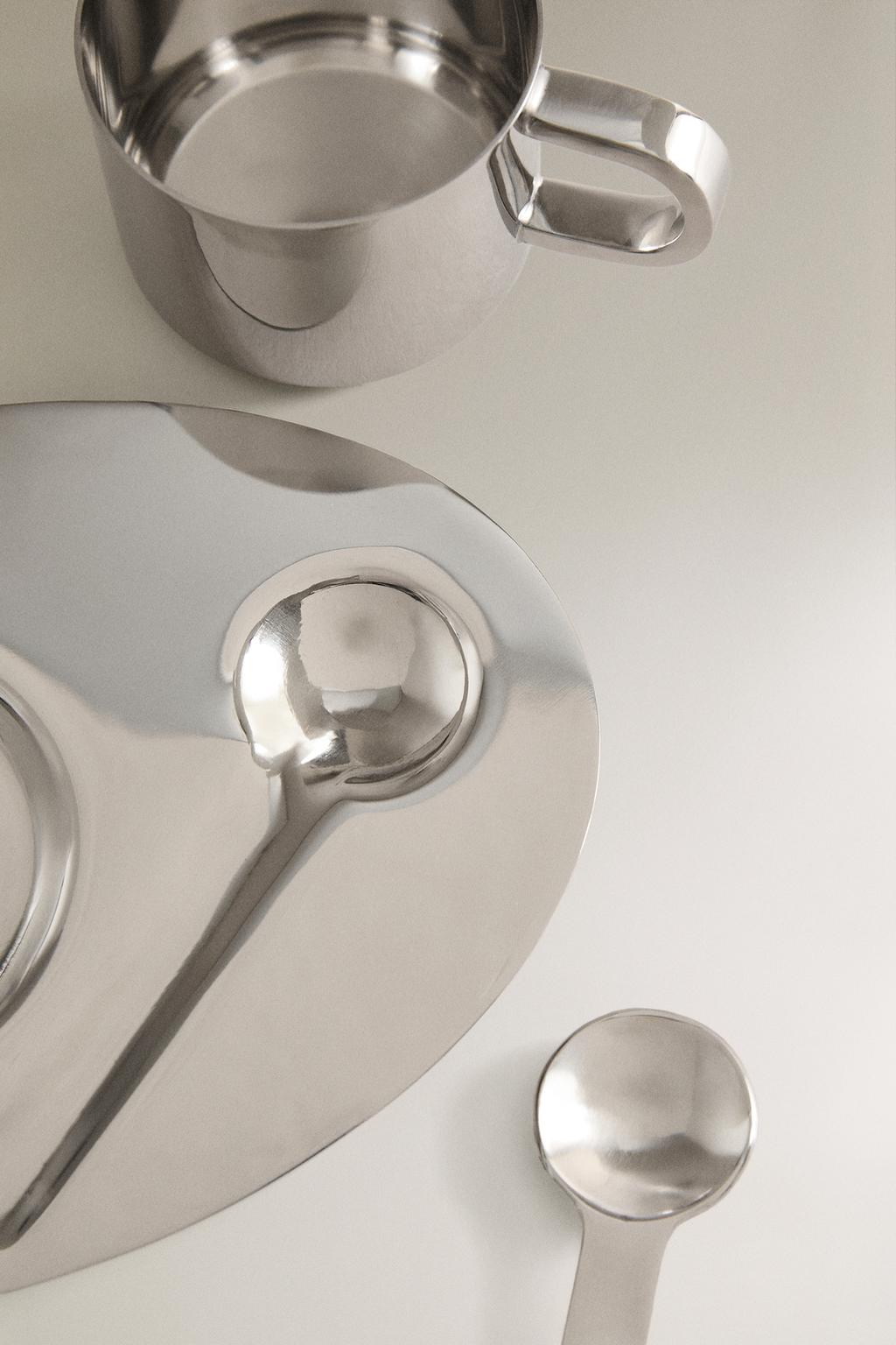 Набор кружки, ложки и подноса из стали