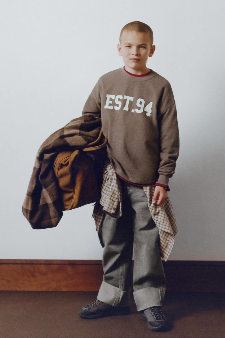 МАЙКА С ПРИНТОМ «ЦИФРЫ»