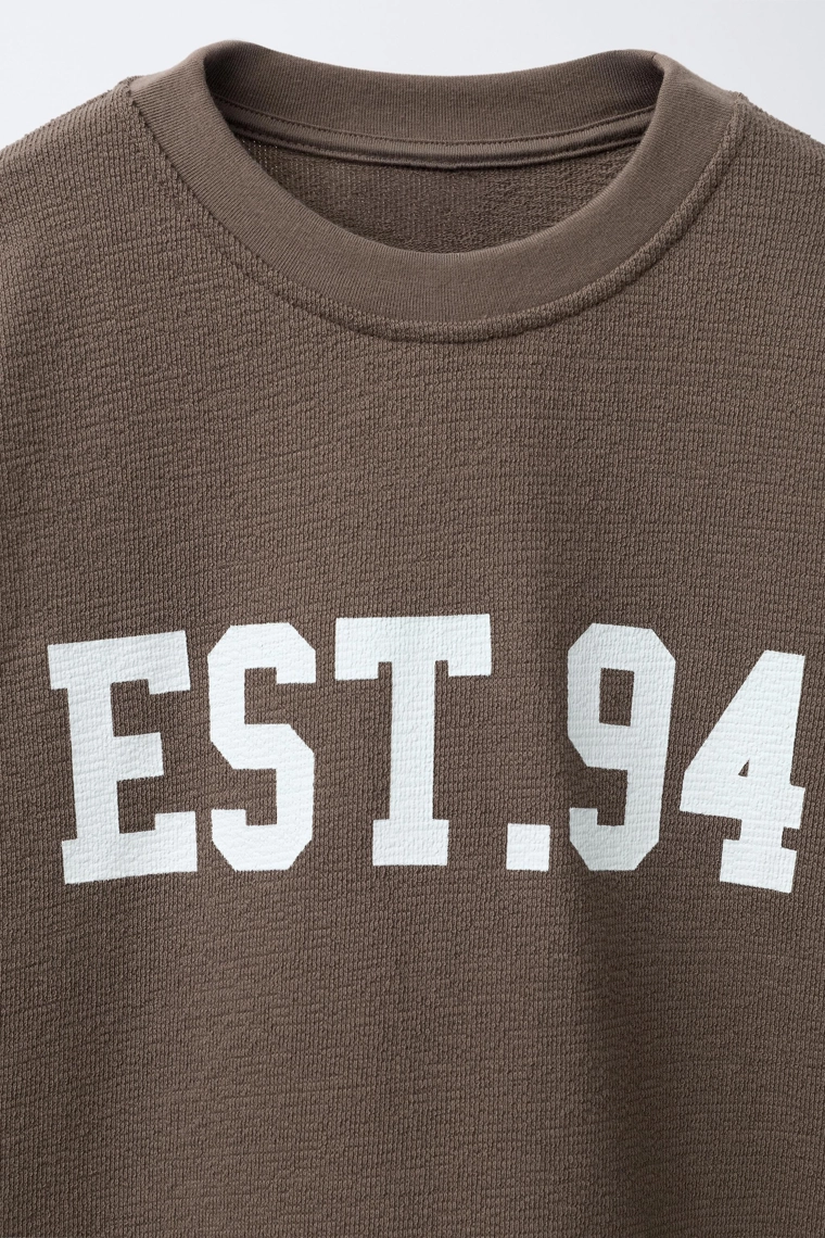 МАЙКА С ПРИНТОМ «ЦИФРЫ»