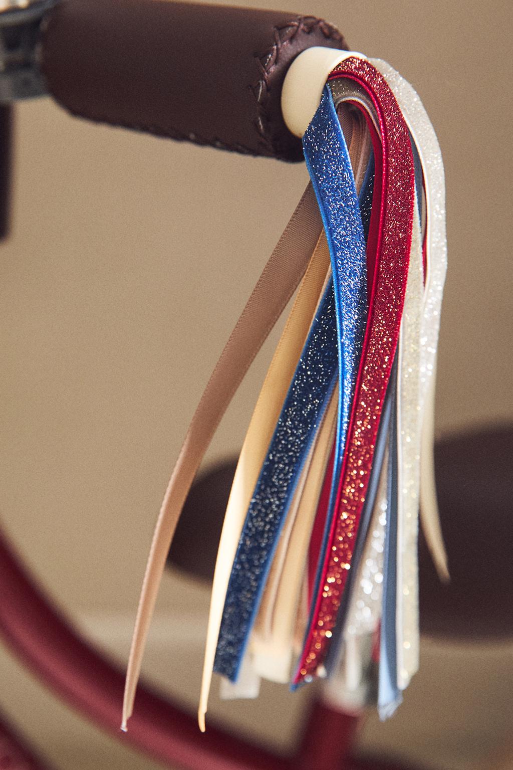 Детский велосипедный аксессуар с блестящими лентами