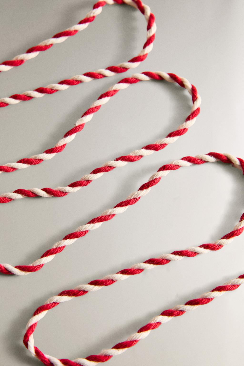 Двухцветный новогодний подарочный шнур