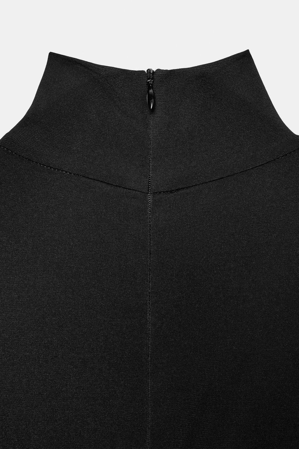 ДЛИННЫЙ КОМБИНИРОВАННЫЙ ОБЪЕМНЫЙ КОМБИНЕЗОН