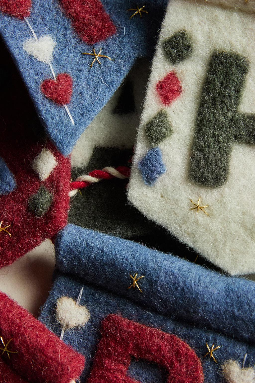 Рождественский флажок с буквой (a-k)