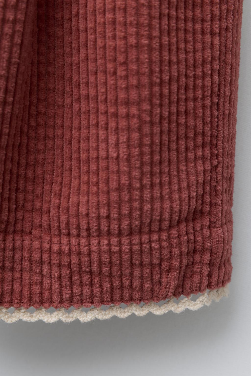 БРЮКИ ИЗ ВЕЛЬВЕТА С КОНТРАСТНЫМ КРУЖЕВОМ