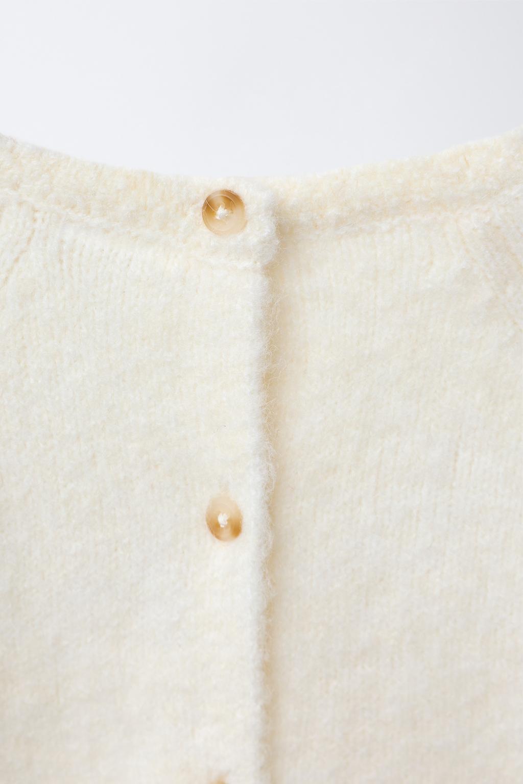 ВЯЗАНЫЙ ДЖЕМПЕР С ВЫШИТЫМИ ЕЖАМИ