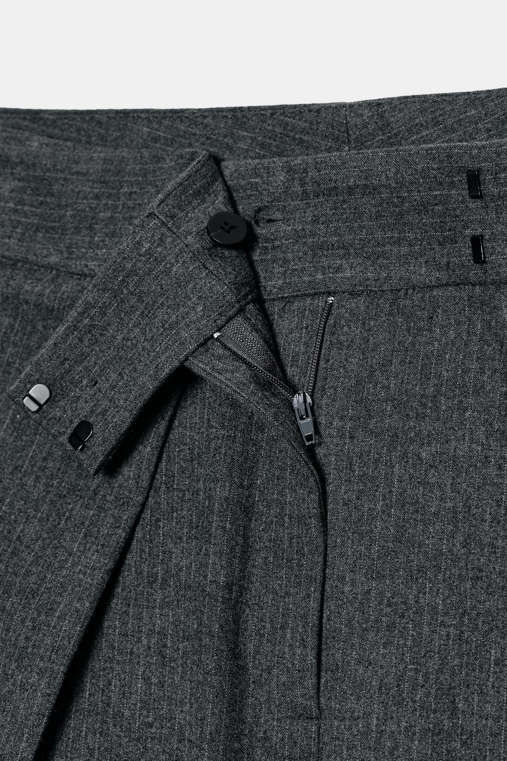 БРЮКИ WIDE LEG В ПОЛОСКУ С ЗАЩИПАМИ — ZW COLLECTION