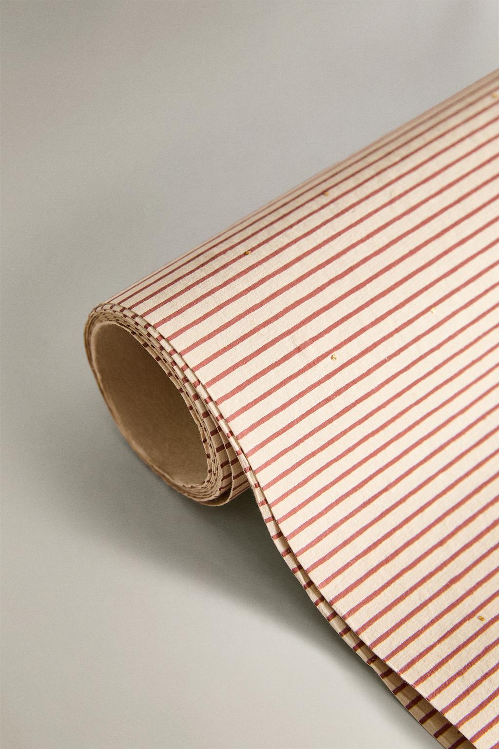 Полосатая новогодняя упаковочная бумага