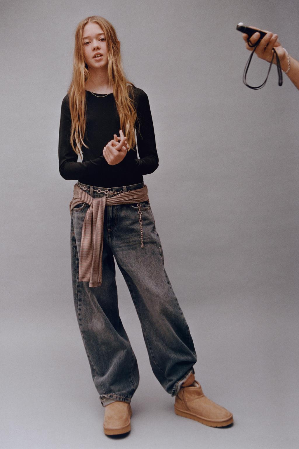 Боди с вырезом из полиамида