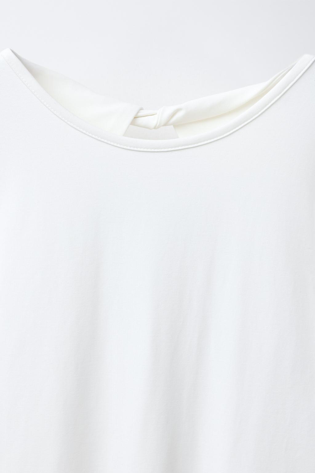 БОДИ ИЗ ПОЛИАМИДА С ВЫРЕЗАМИ