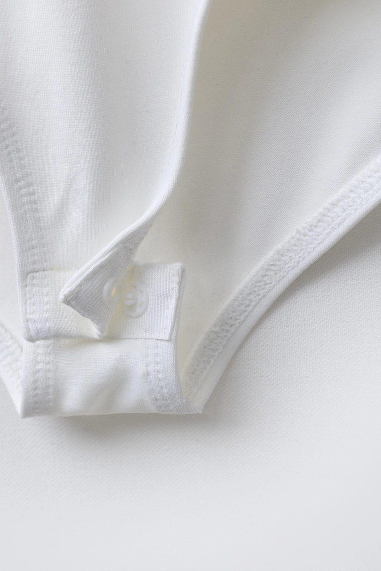 БОДИ ИЗ ПОЛИАМИДА С ВЫРЕЗАМИ