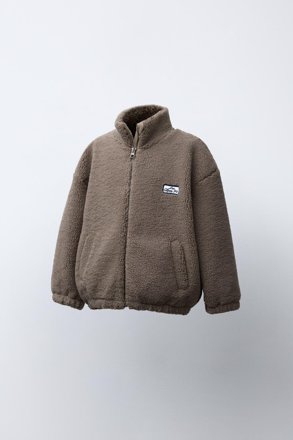 КУРТКА ИЗ ИСКУССТВЕННОЙ ОВЧИНЫ С ВЫШИВКОЙ