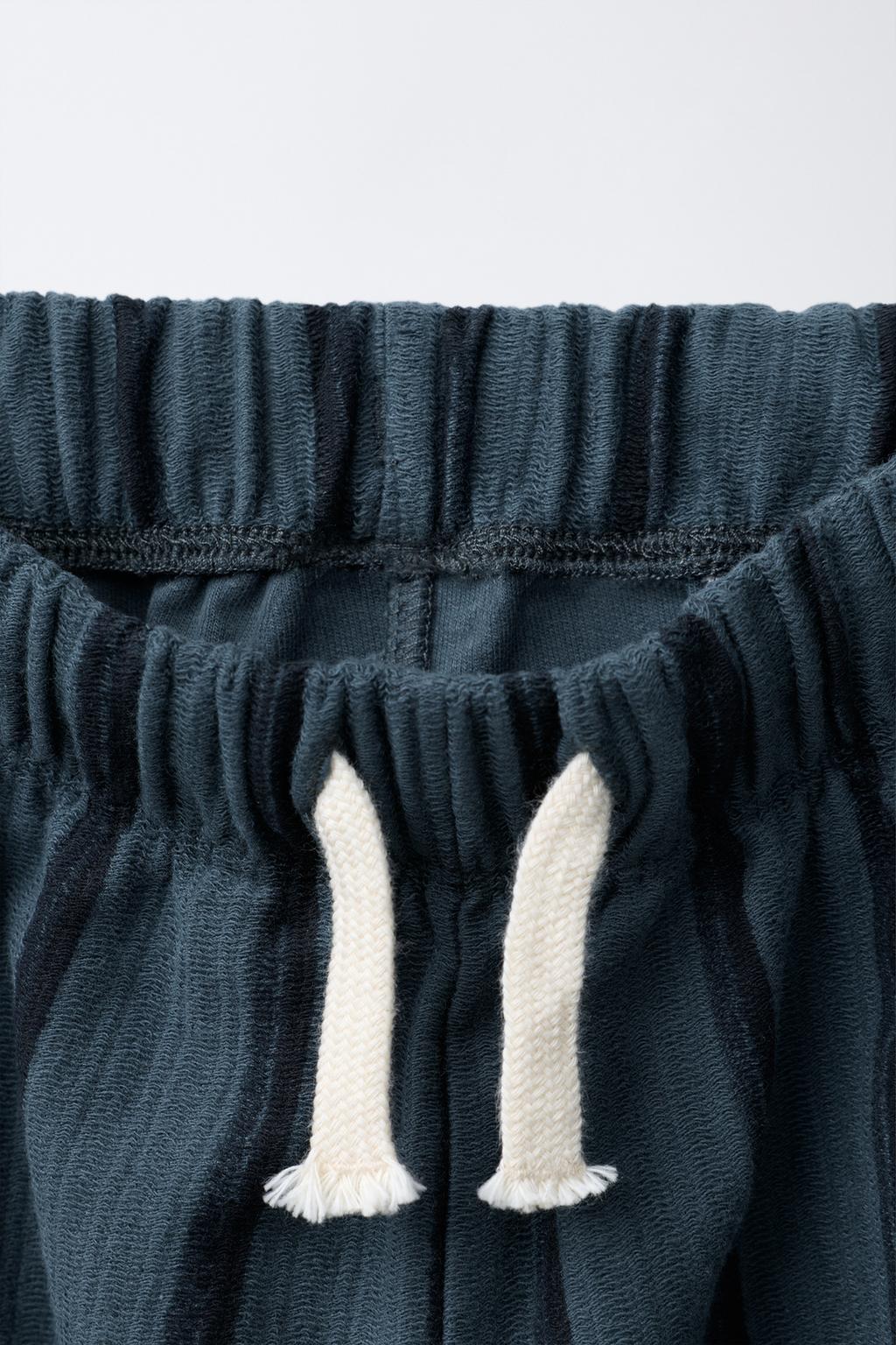 ПРЯМЫЕ БРЮКИ В ПОЛОСКУ