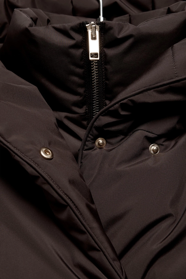 СТЕГАНЫЙ АНОРАК С КАПЮШОНОМ WATER REPELLENT WINDPROOF