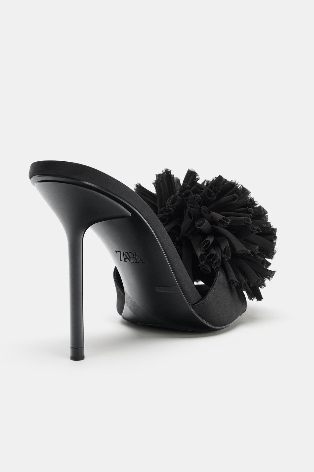 БОСОНОЖКИ-МЮЛИ С МАКСИ-ПОМПОНОМ