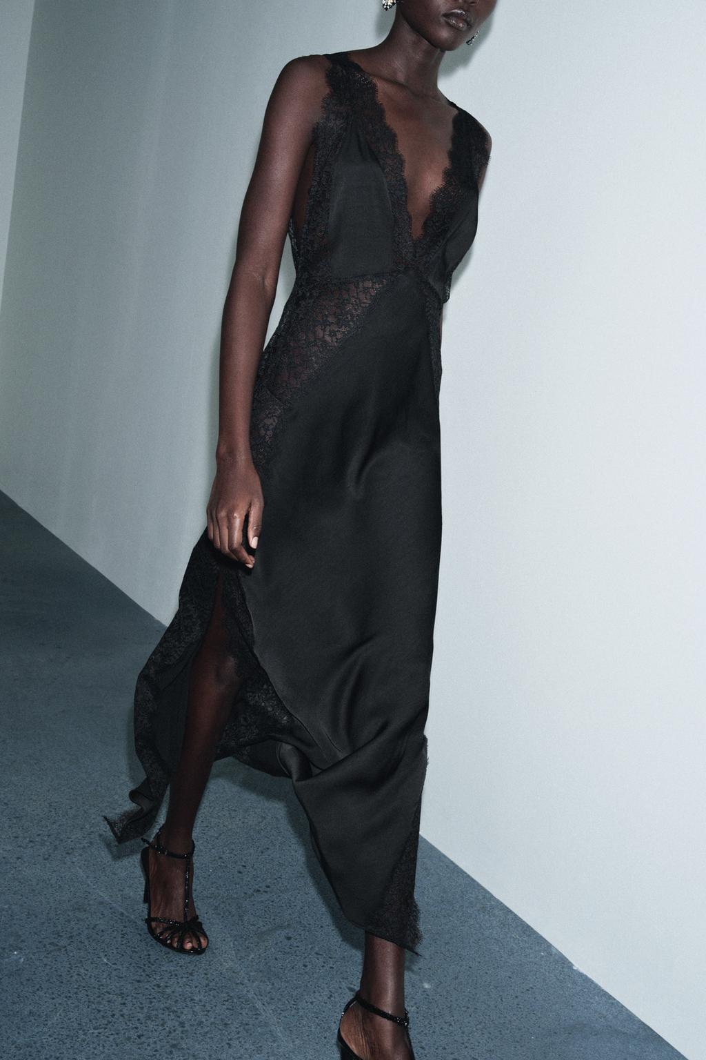 АТЛАСНОЕ ПЛАТЬЕ С КРУЖЕВОМ — ZW COLLECTION LIMITED EDITION