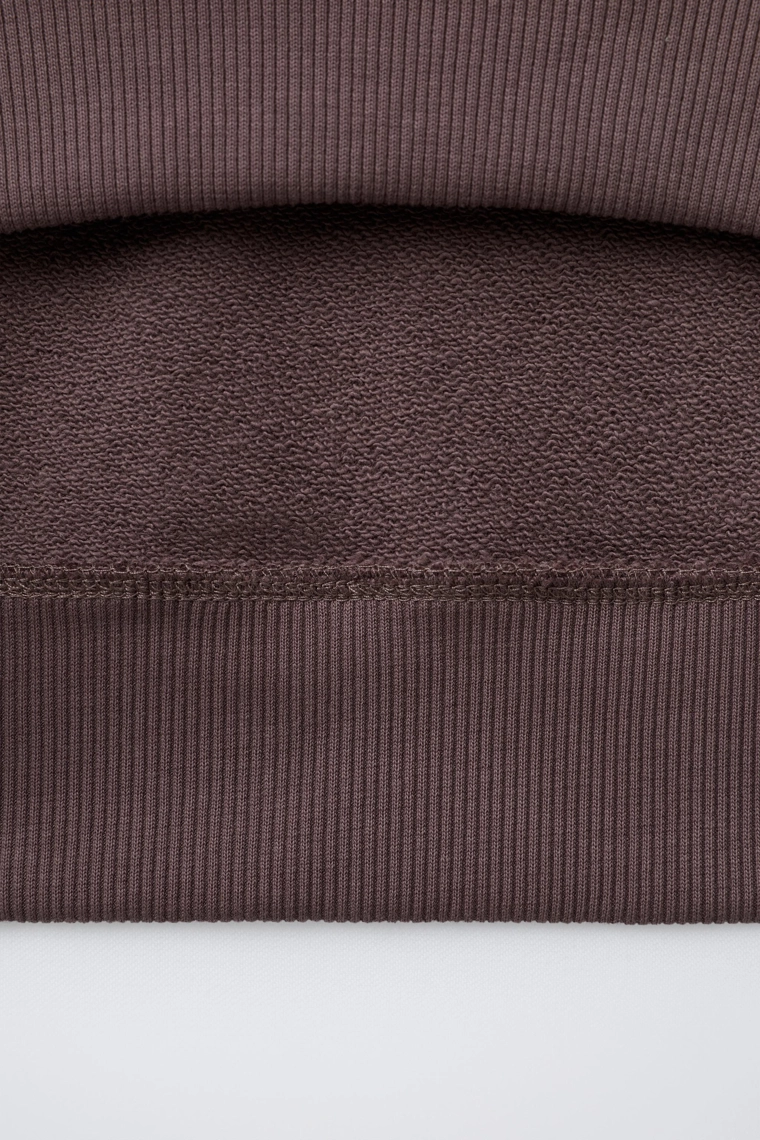 БАЗОВАЯ ТОЛСТОВКА С НАШИВКОЙ