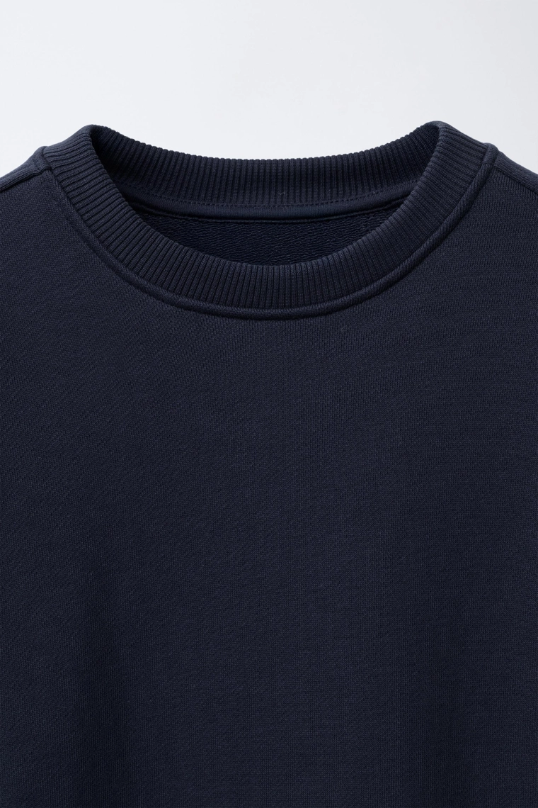 БАЗОВАЯ ТОЛСТОВКА С НАШИВКОЙ